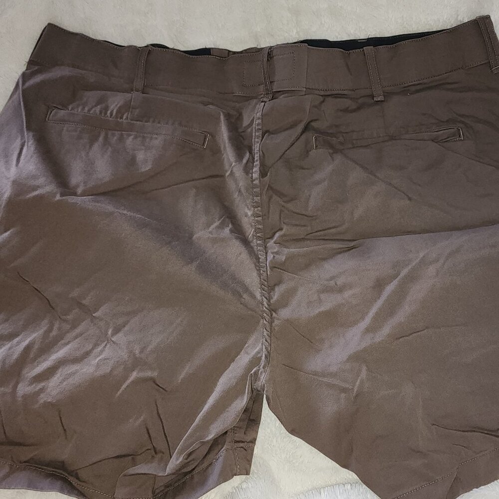 Abercrombie & Fitch A&F Athletic Fit All-Day Short - Picture 4 of 4